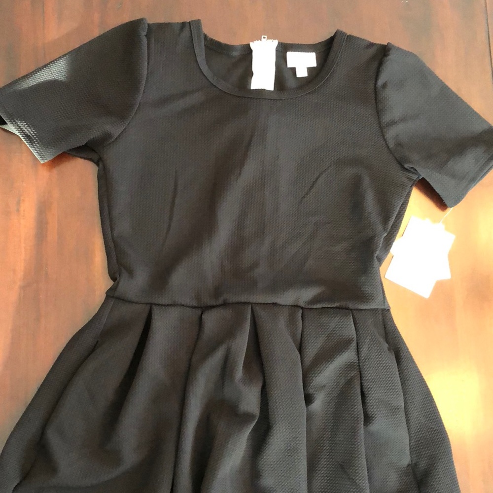LuLaRoe Amelia S
